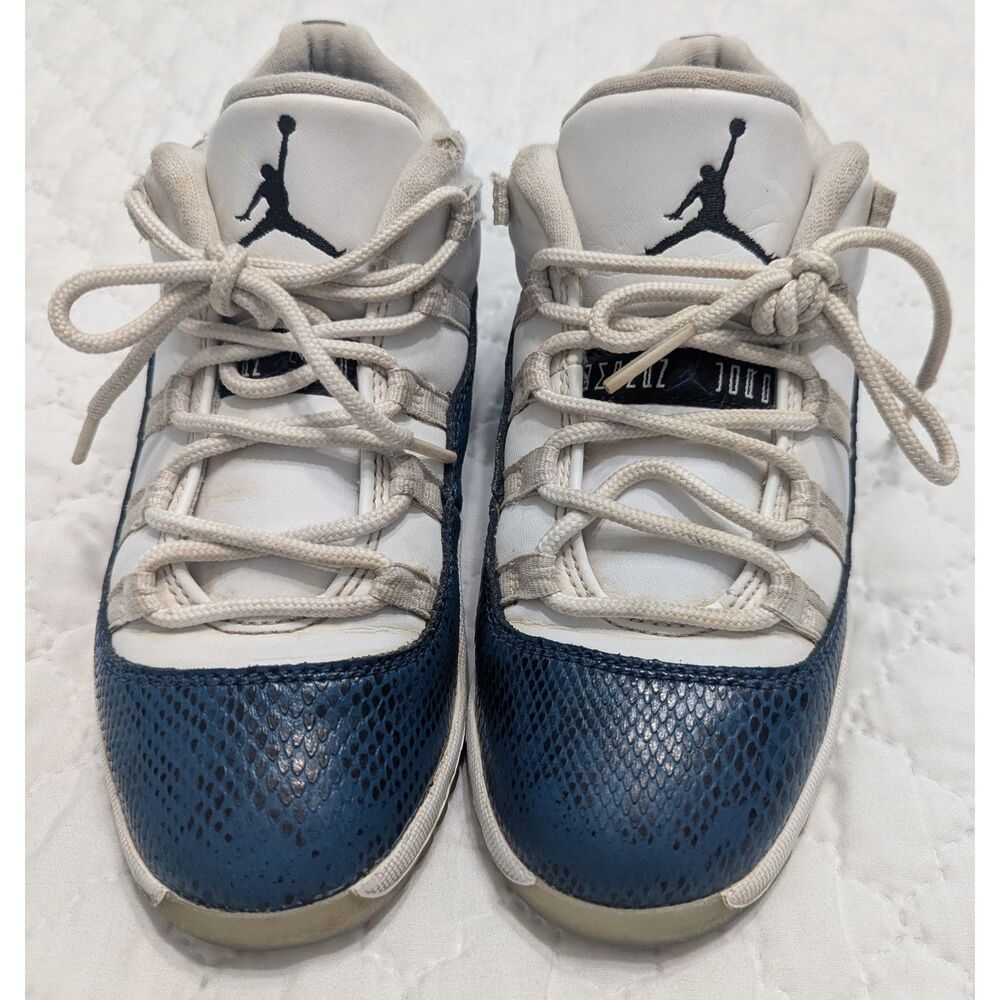 🐍 Air Jordan 11 Retro Low Snakeskin Light Bone - Size 2.5Y
